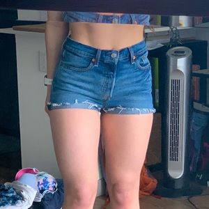 Vintage Levi’s High Waisted Denim Shorts